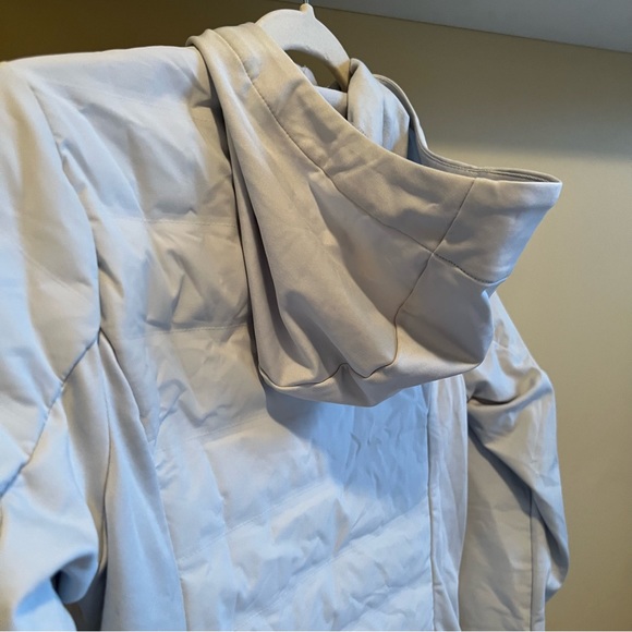 Eddie Bauer MotionLoft Hybrid Down Jacket - Picture 7 of 8